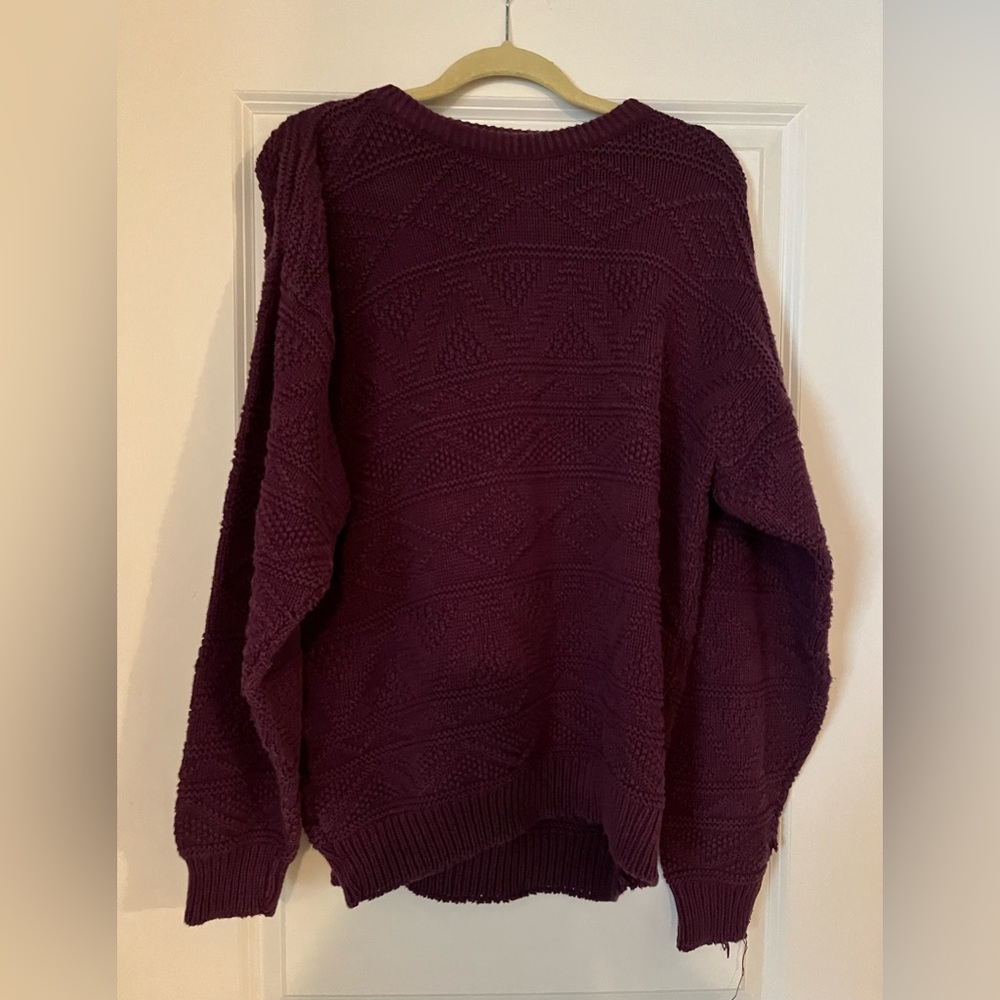 Old vintage sweater (dark purple/burgundy)